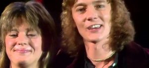 Выдающийся хит 80-х. Крис Норман и Сьюзи Кватро Stumblin’ in – News 33 ...